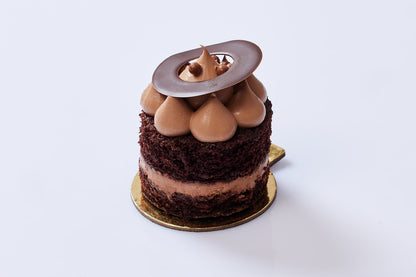 Maggio's Chocolate Cake